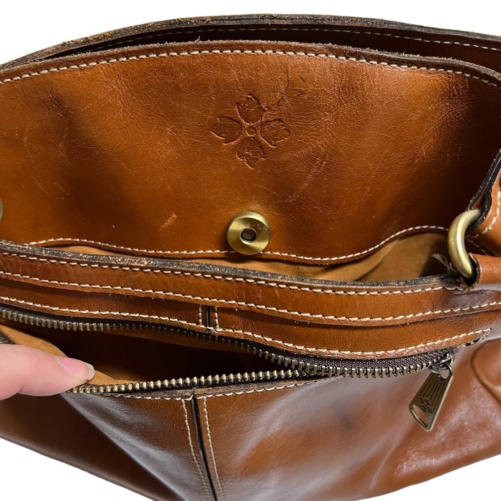 Patricia Nash Poppy Smooth Leather Shoulder Bag - Picture 7 of 10